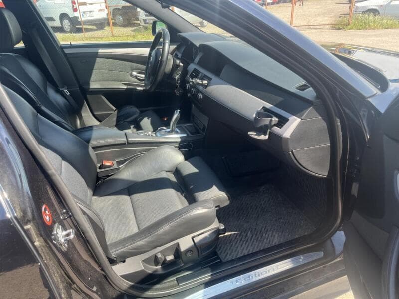 2009 BMW 5-SERIES - 10