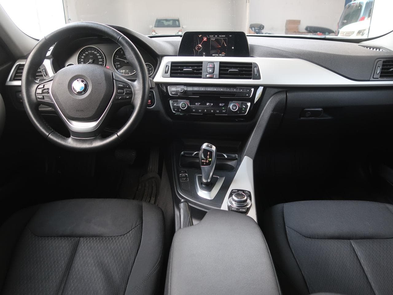 2017 BMW 3-SERIES - 10