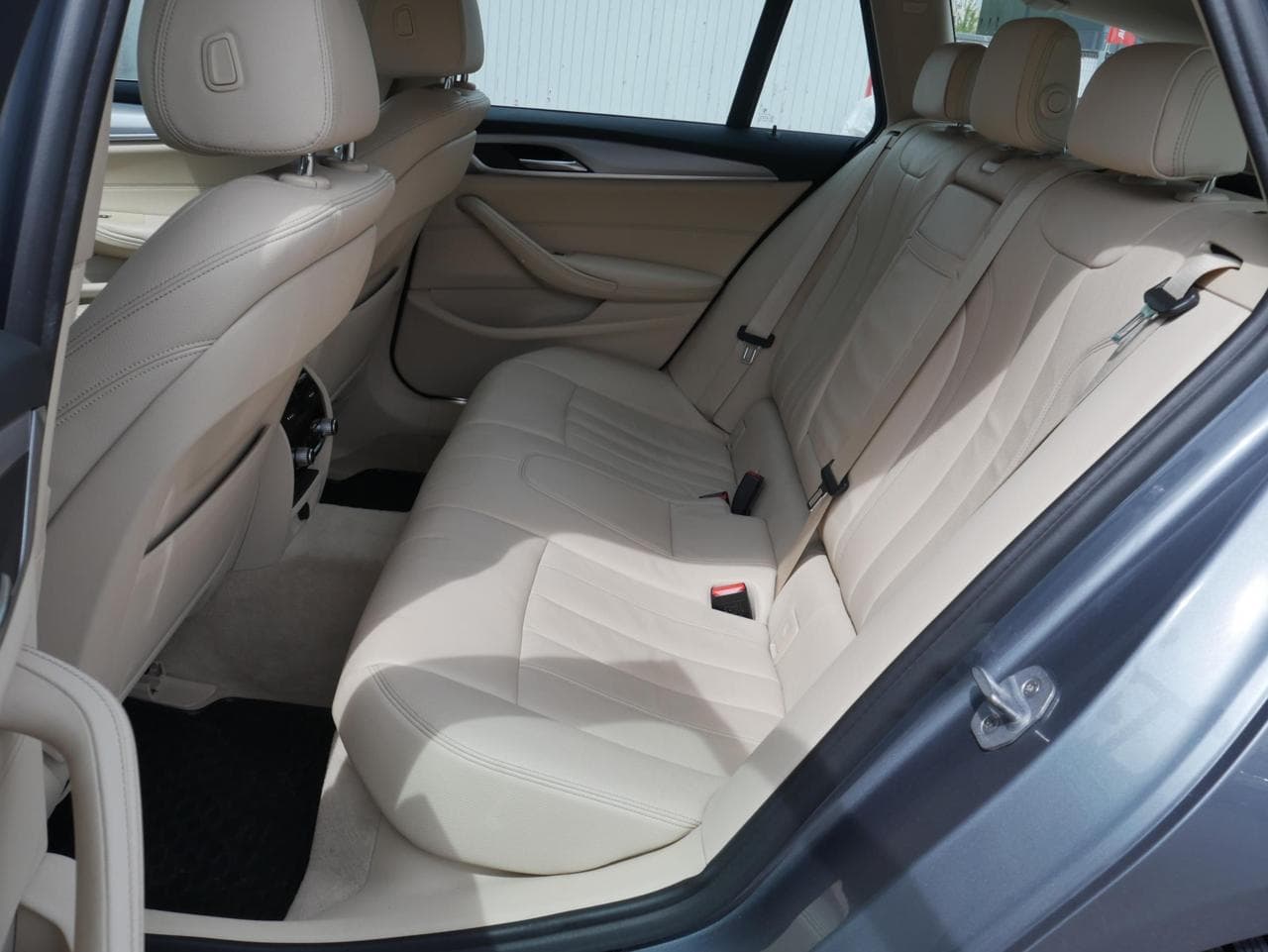 2018 BMW 5-SERIES - 10
