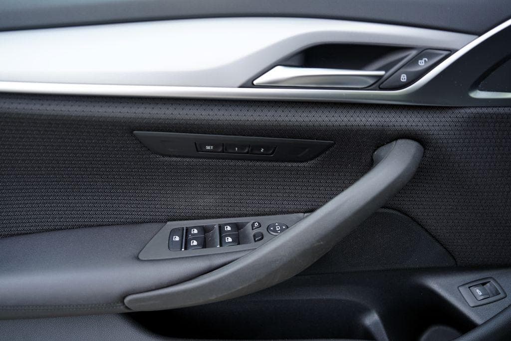 2020 BMW 5-SERIES - 20