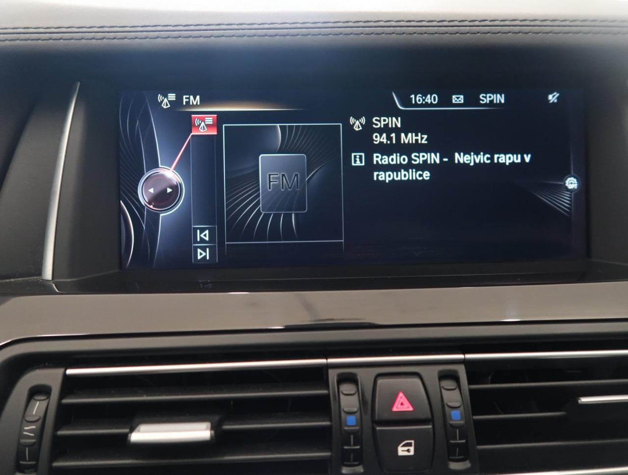 2014 BMW 5-SERIES - 18