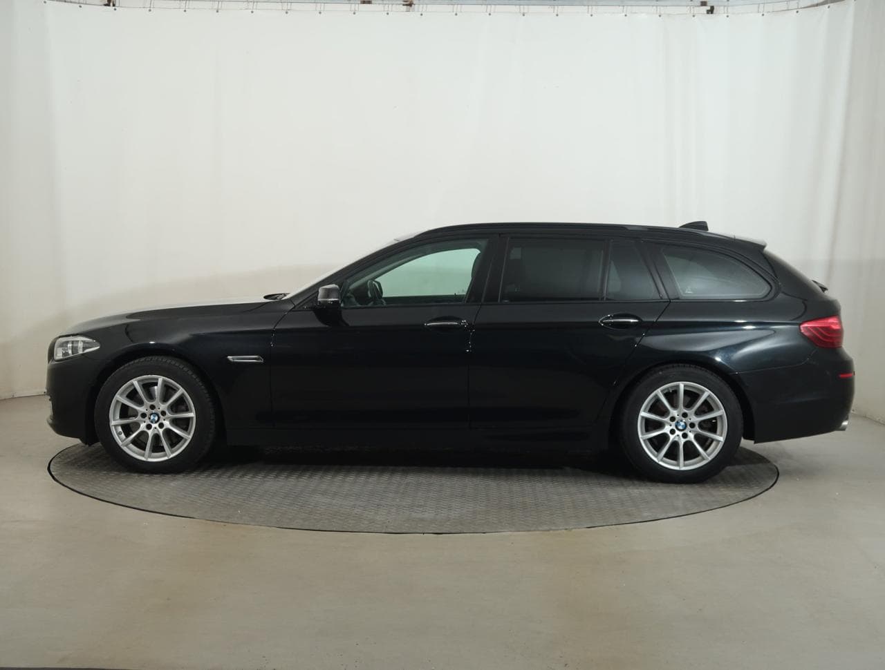 2014 BMW 5-SERIES - 4
