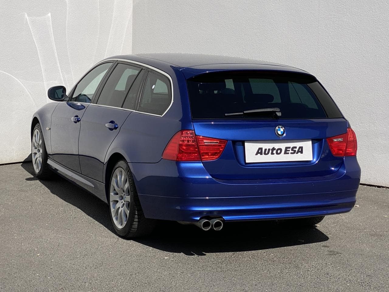 2011 BMW 3-SERIES - 6