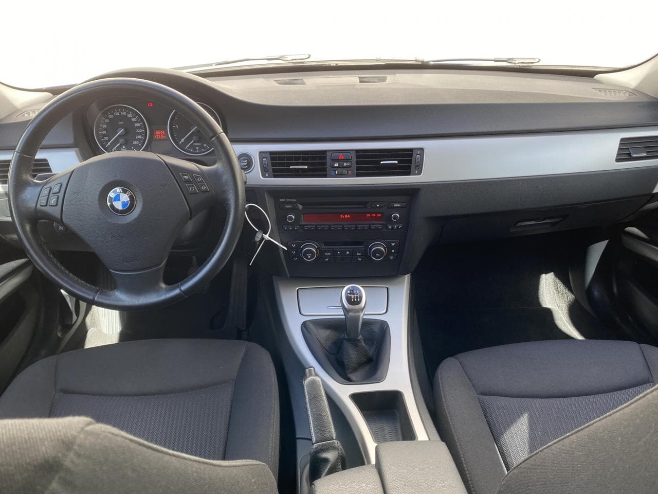 2011 BMW 3-SERIES - 8