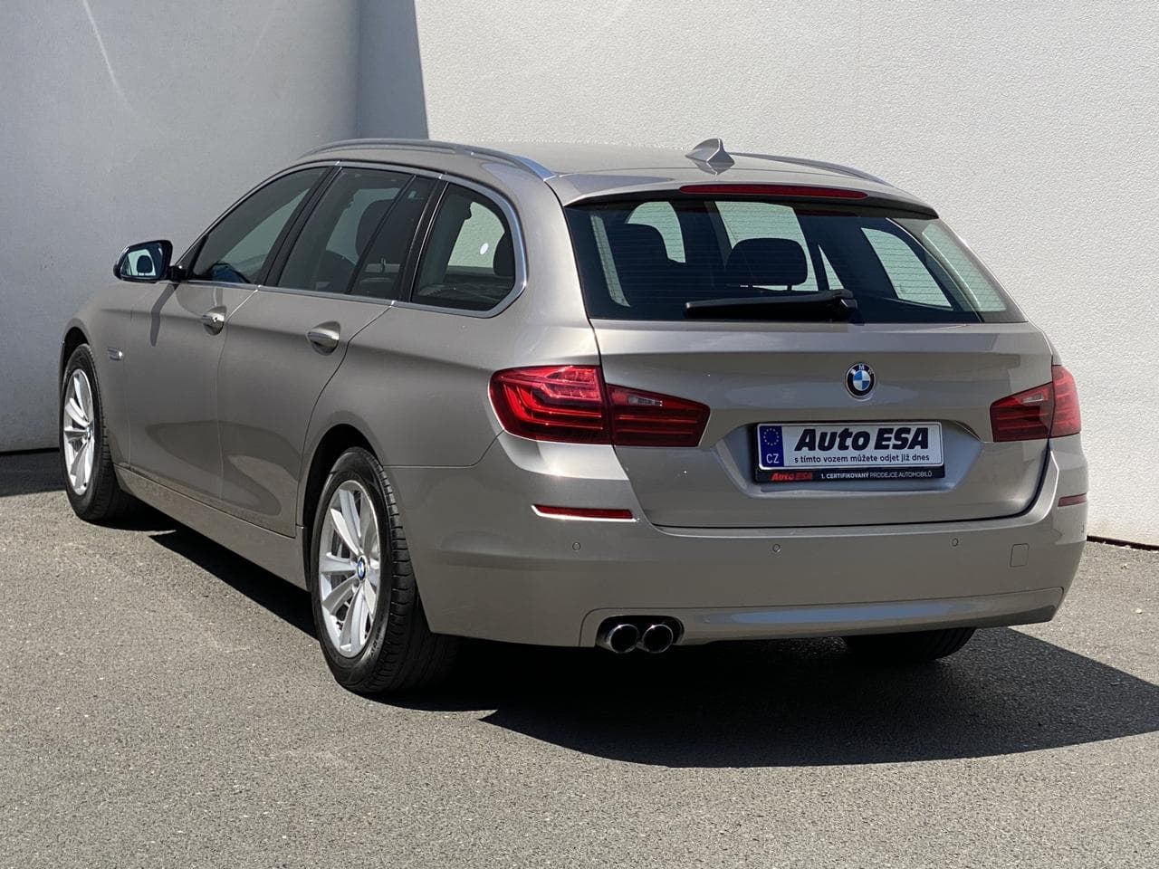 2016 BMW 5-SERIES - 6