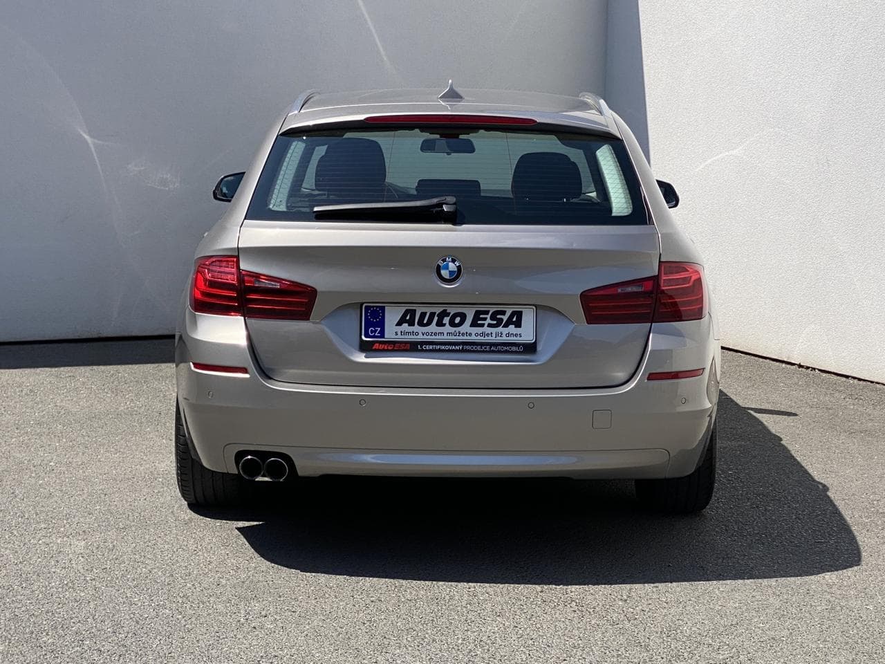 2016 BMW 5-SERIES - 5