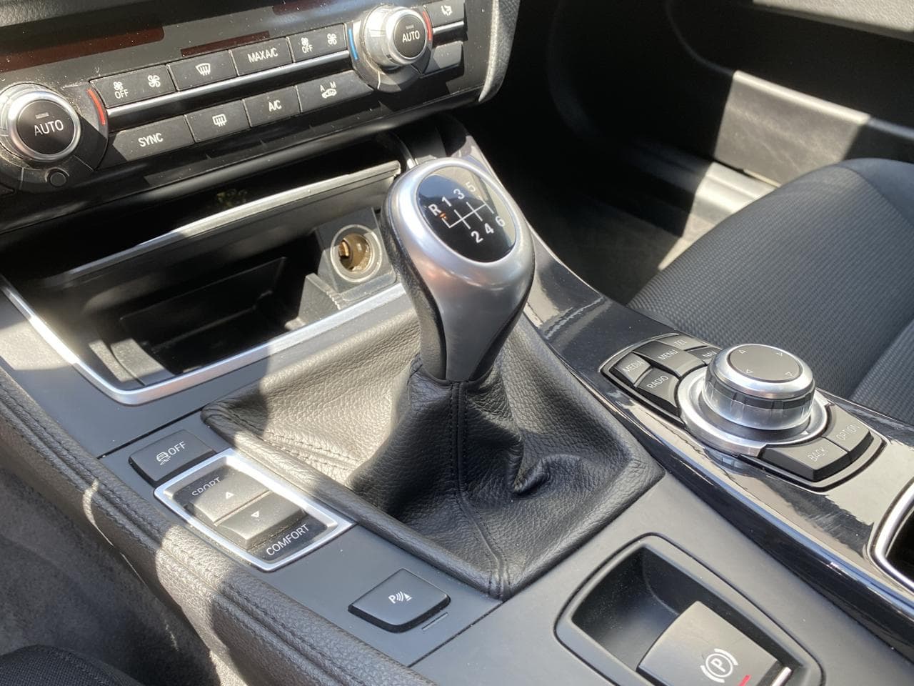 2016 BMW 5-SERIES - 17