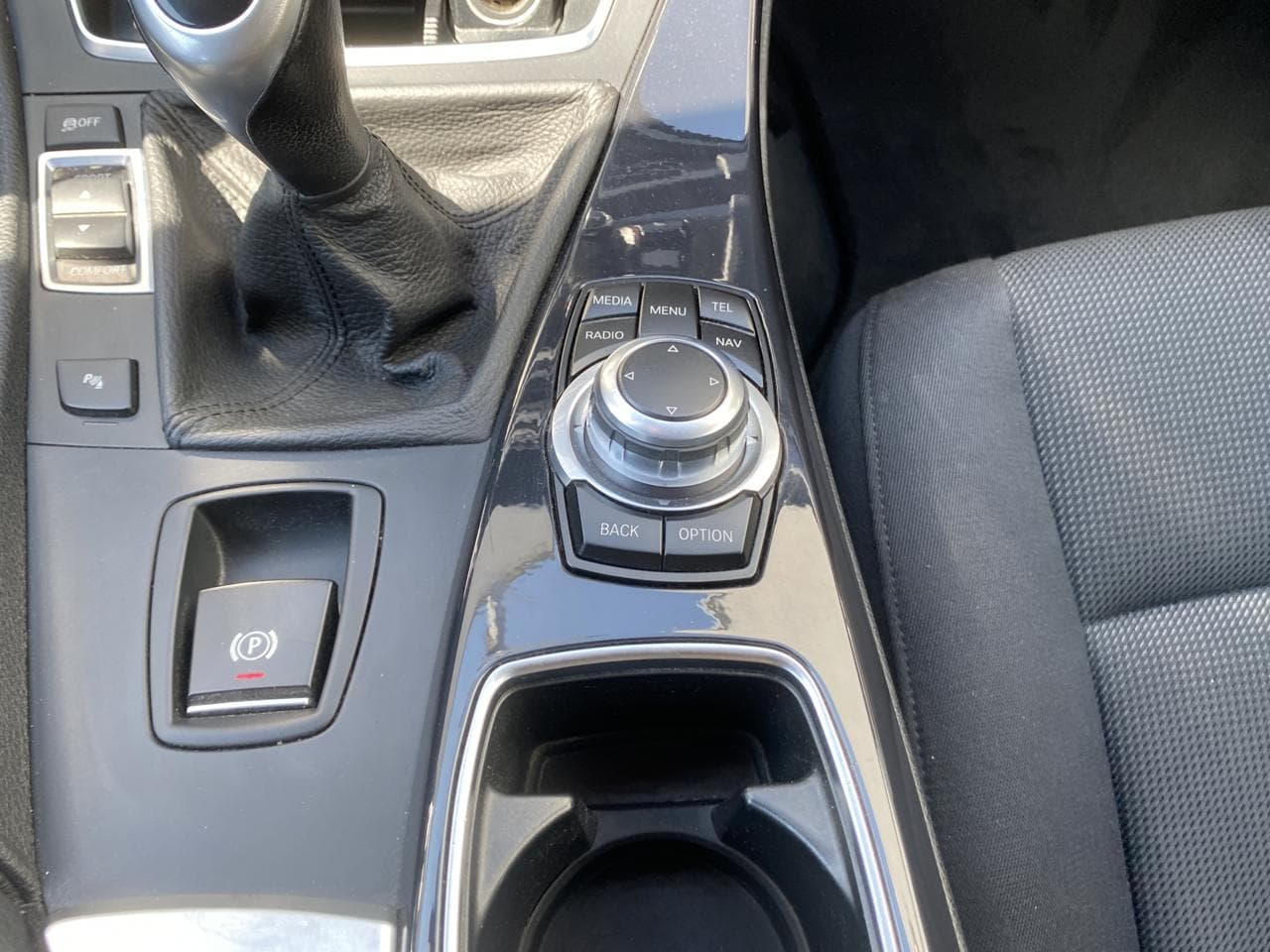 2016 BMW 5-SERIES - 12