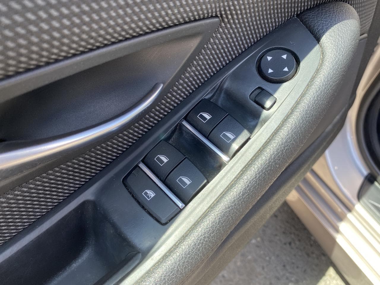 2016 BMW 5-SERIES - 14