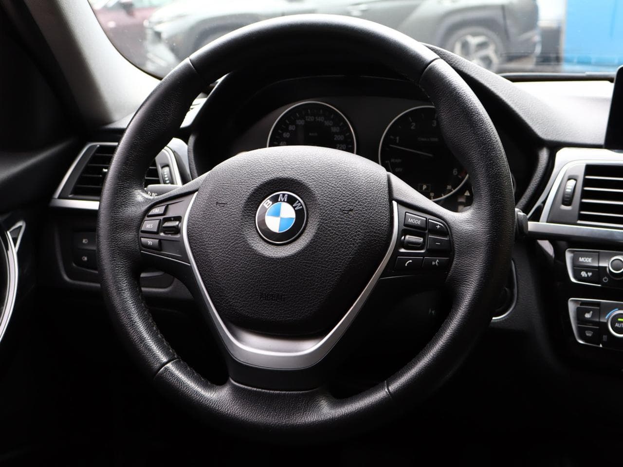 2016 BMW 3-SERIES - 28