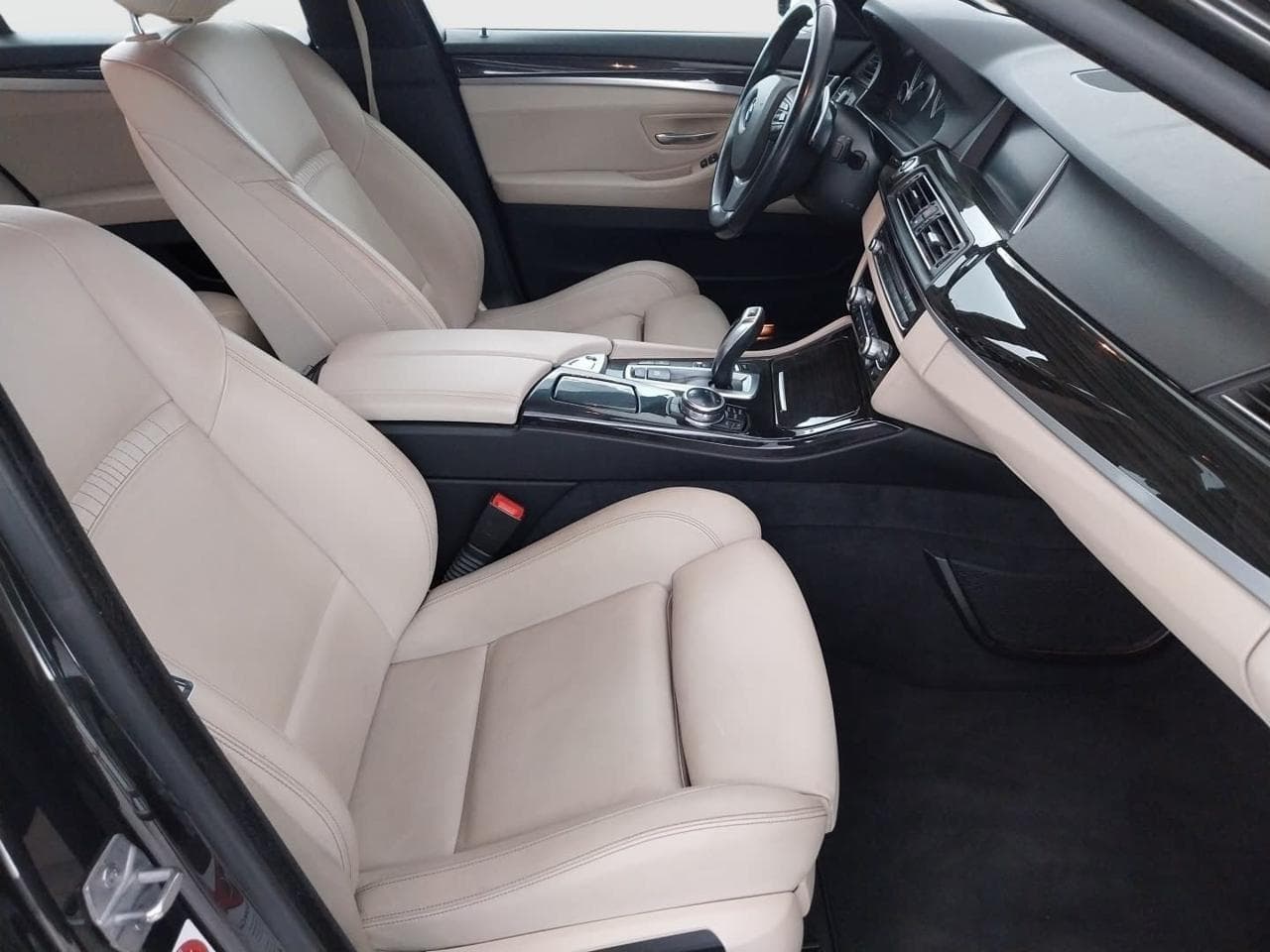 2015 BMW 5-SERIES - 12