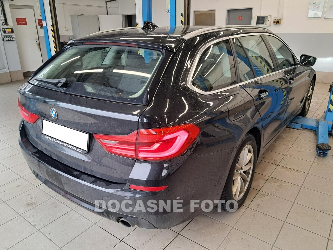 2017 BMW 5-SERIES - 2