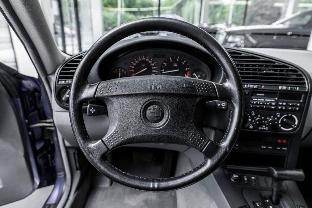BMW 3-SERIES - 9