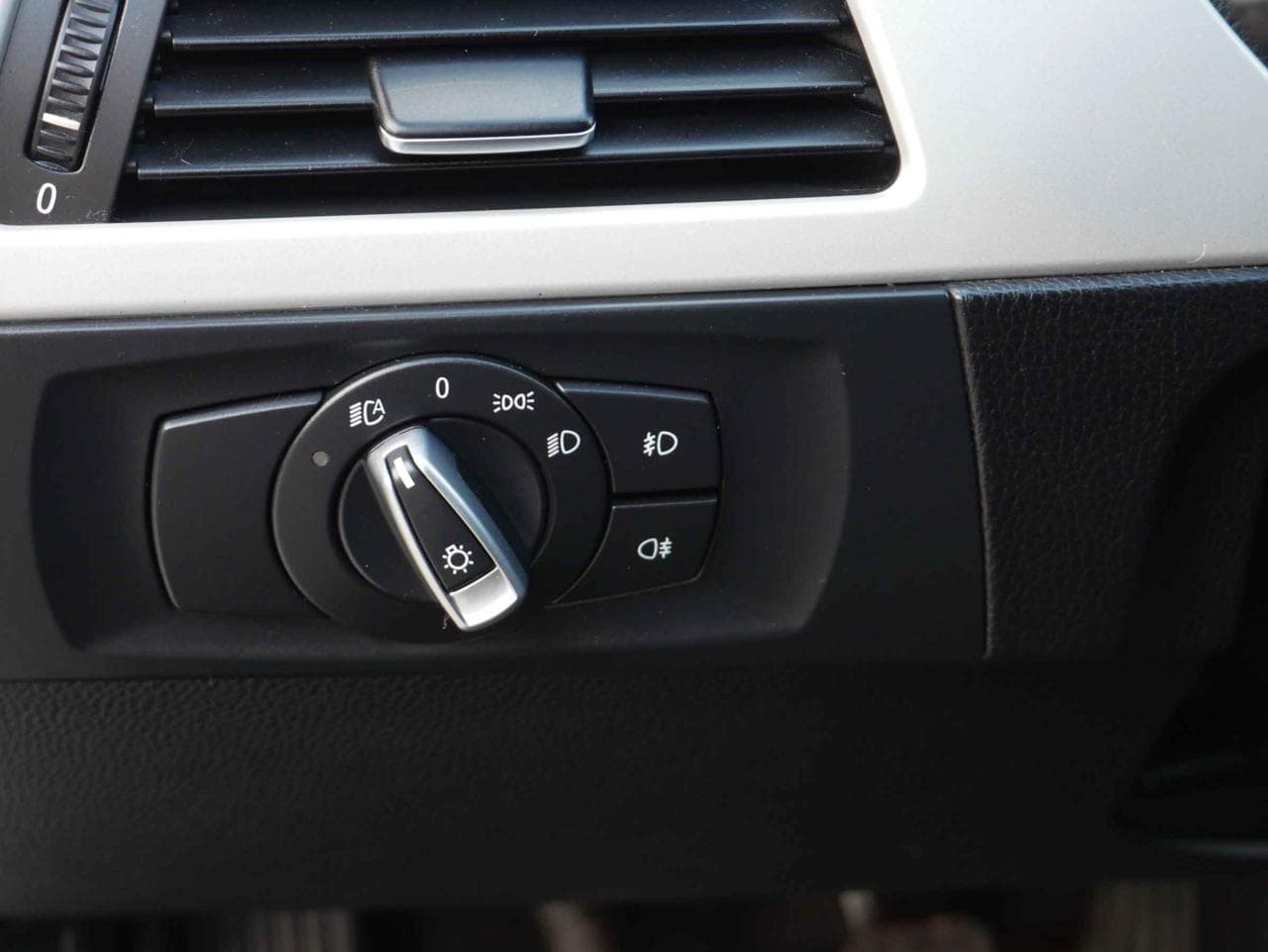 2012 BMW 3-SERIES - 13