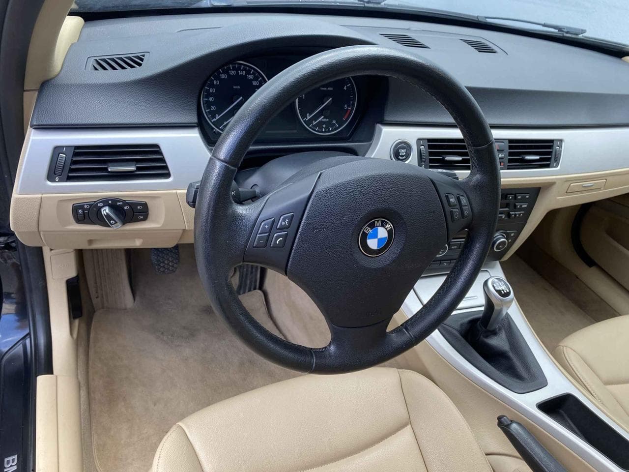 2012 BMW 3-SERIES - 21