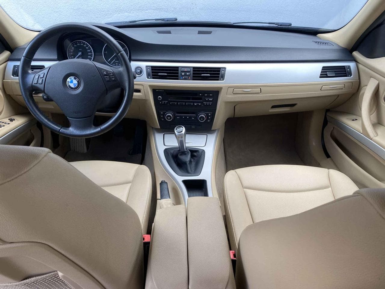 2012 BMW 3-SERIES - 13
