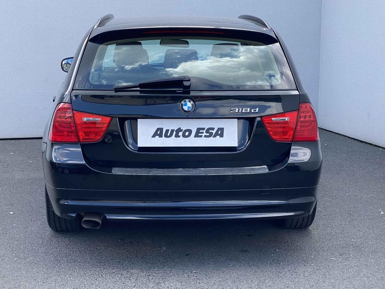 2012 BMW 3-SERIES - 8