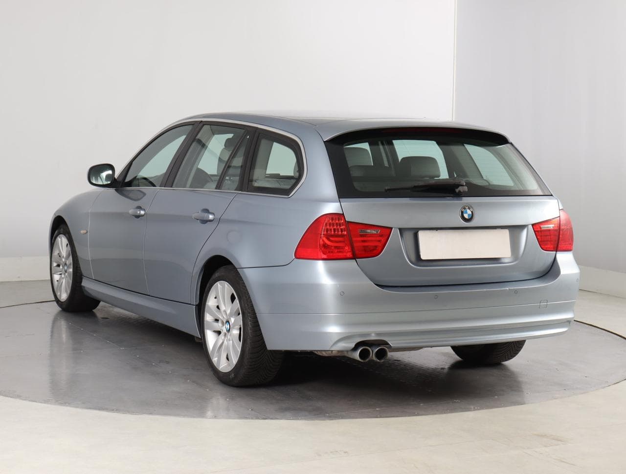 2011 BMW 3-SERIES - 8