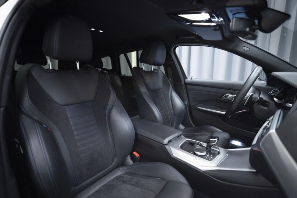 2020 BMW 3-SERIES - 11