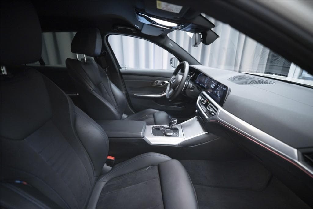 2020 BMW 3-SERIES - 10