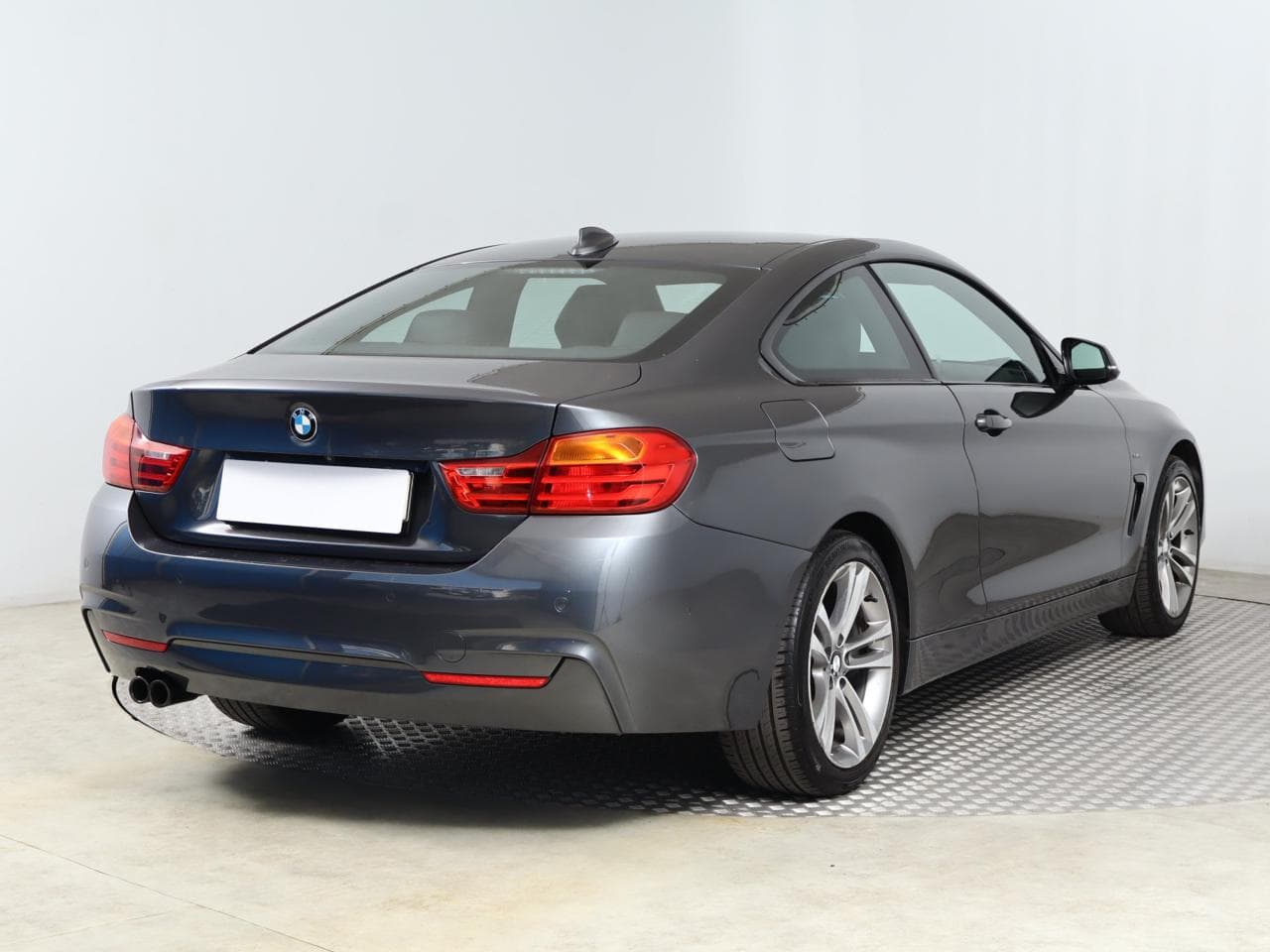 2013 BMW 4-SERIES - 13