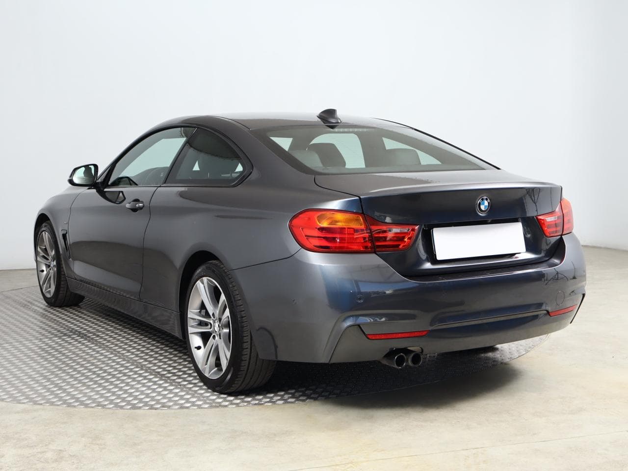 2013 BMW 4-SERIES - 9