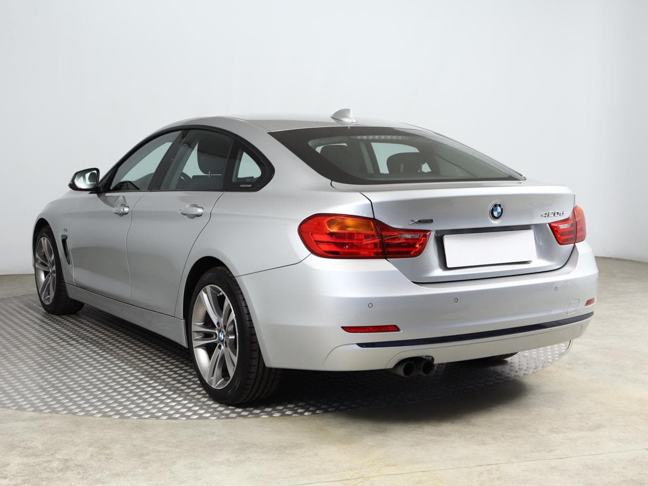 2017 BMW 4-SERIES - 8
