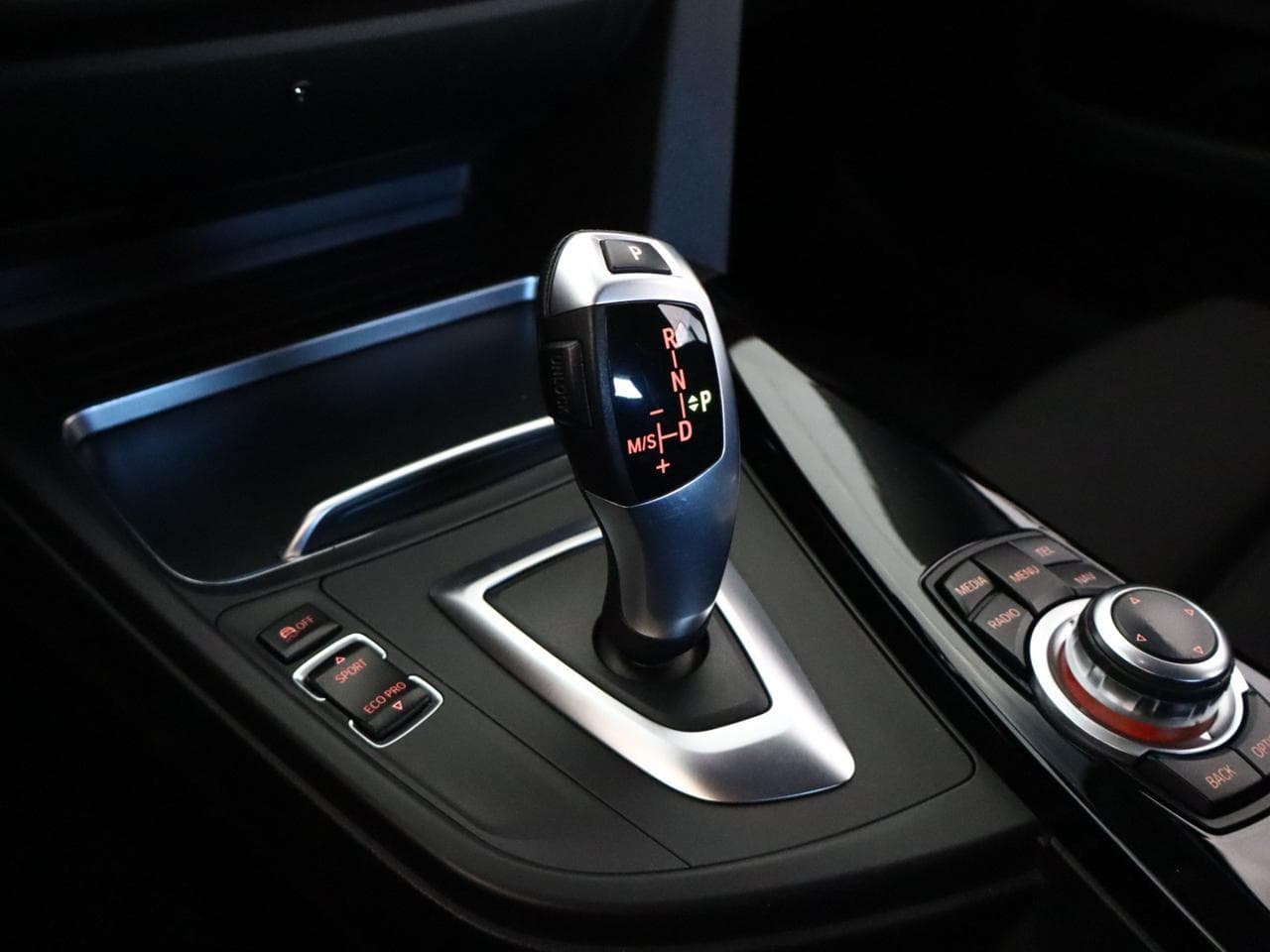 2017 BMW 4-SERIES - 27