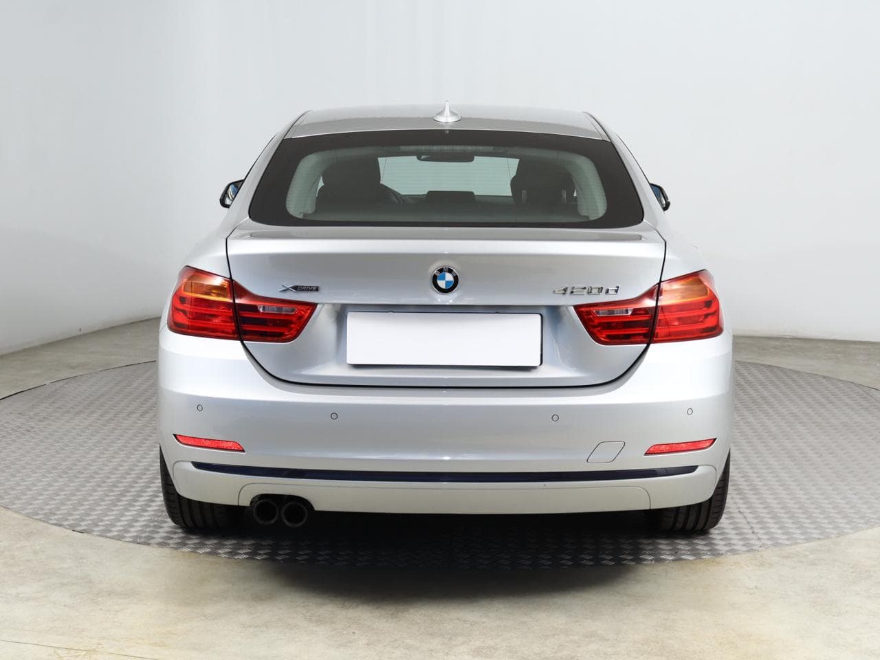 2017 BMW 4-SERIES - 10