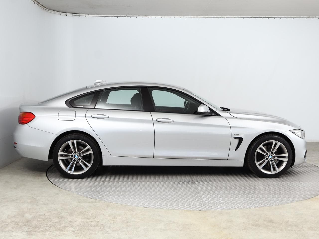 2017 BMW 4-SERIES - 13
