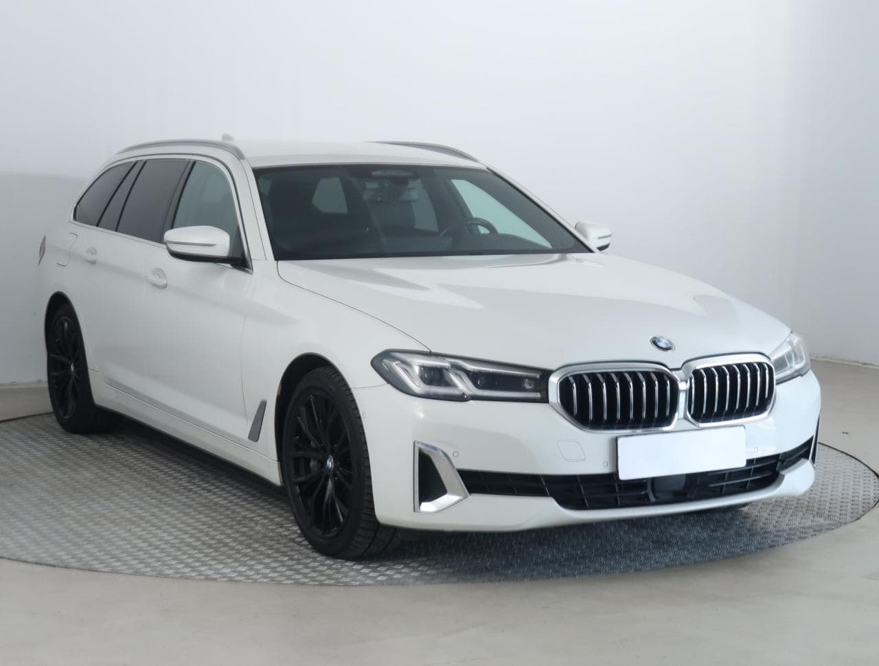2020 BMW 5-SERIES