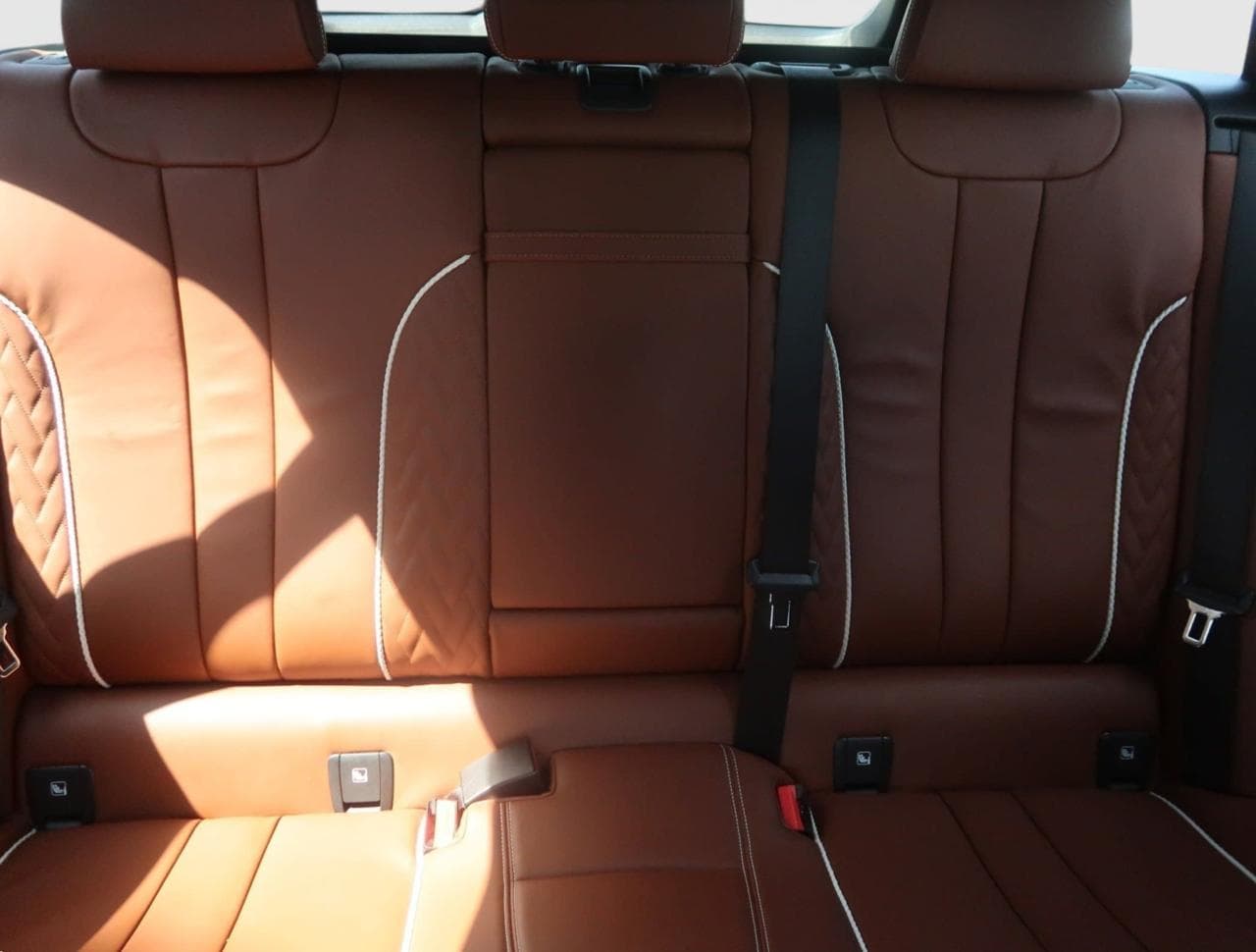 2021 BMW 5-SERIES - 23