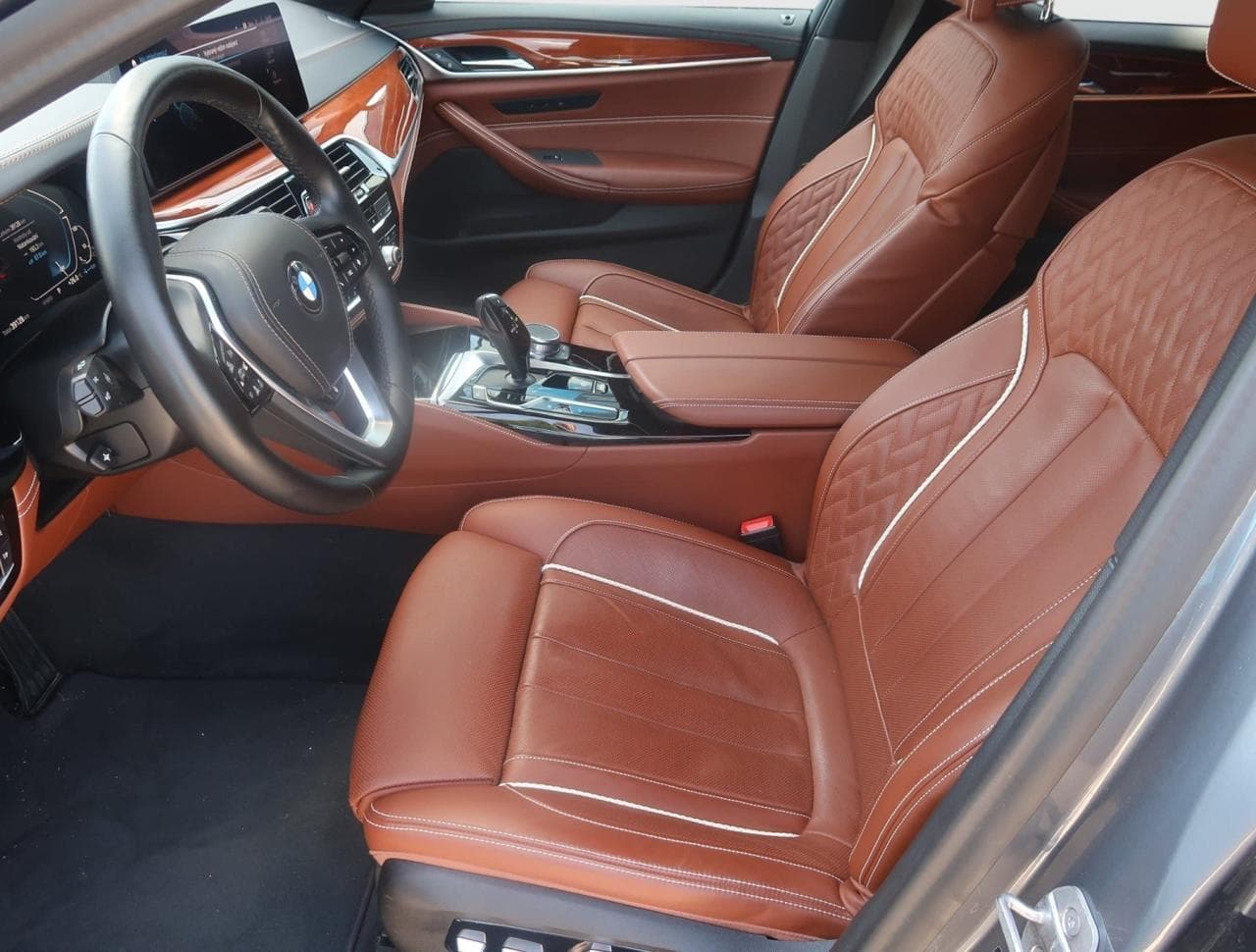 2021 BMW 5-SERIES - 26