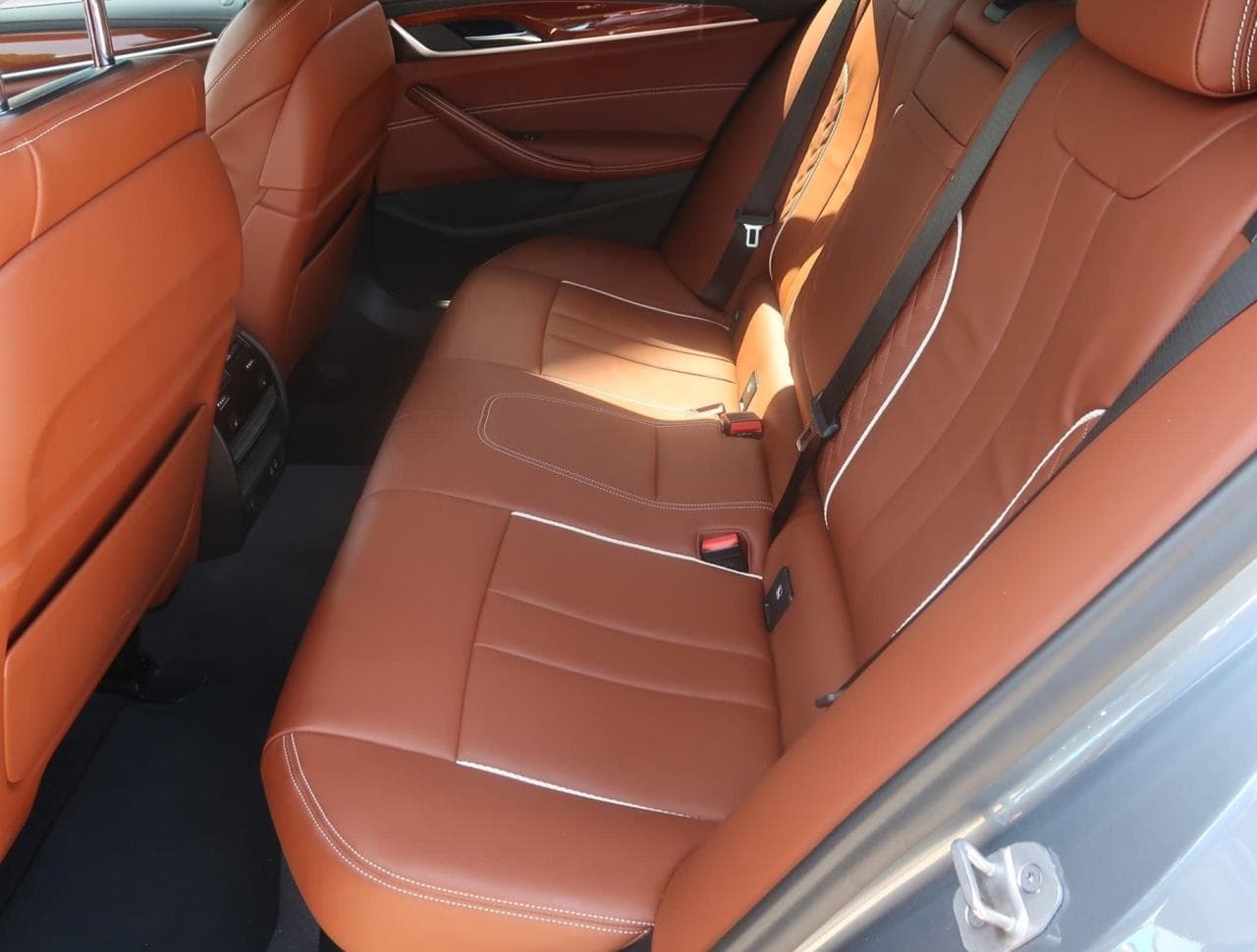 2021 BMW 5-SERIES - 25