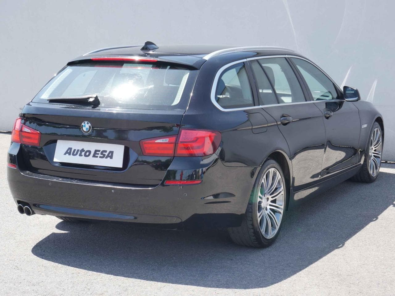 2011 BMW 5-SERIES - 5