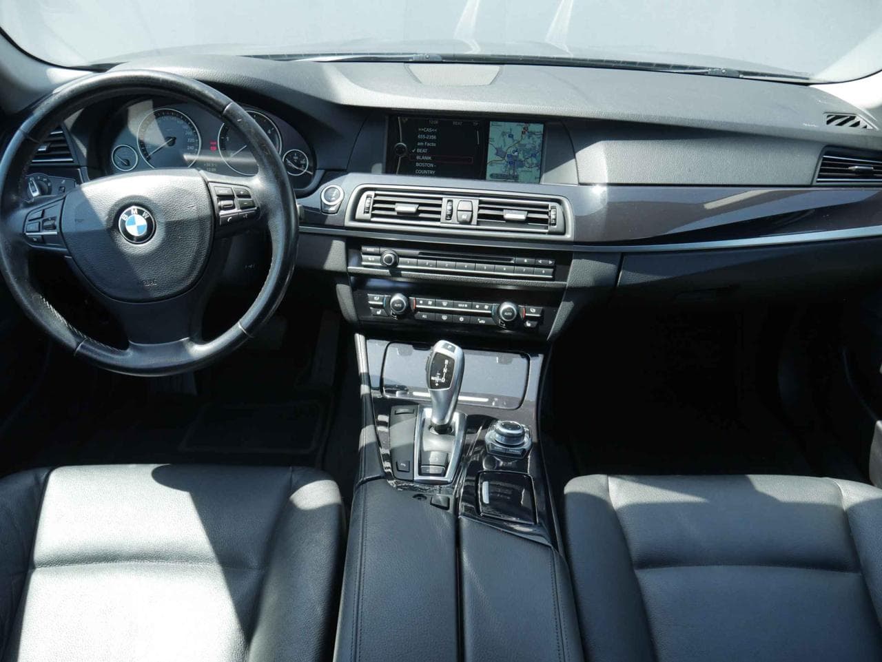 2011 BMW 5-SERIES - 13