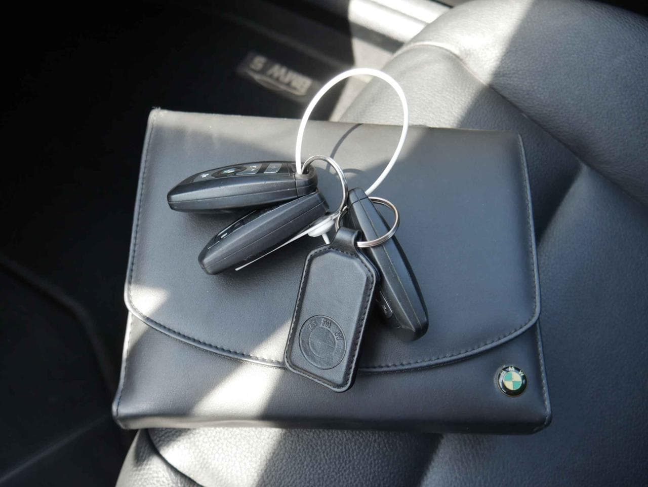 2011 BMW 5-SERIES - 27