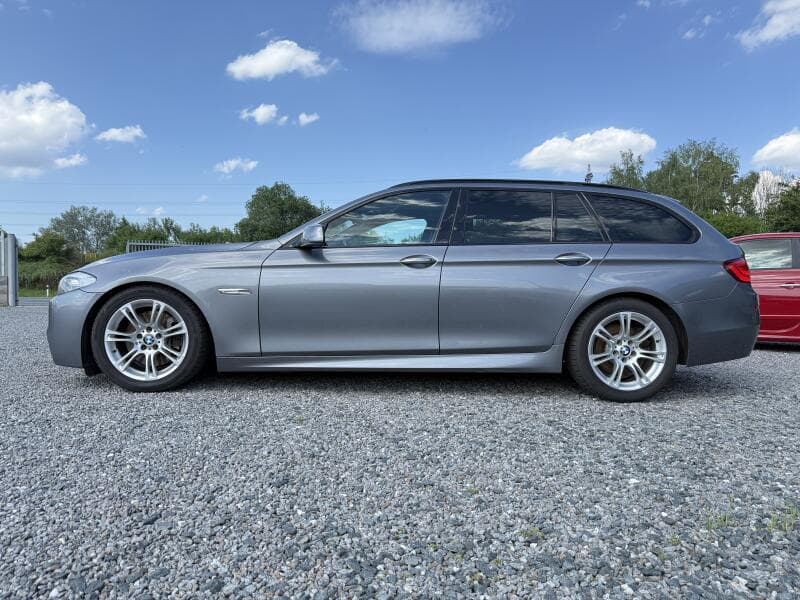 2011 BMW 5-SERIES - 8