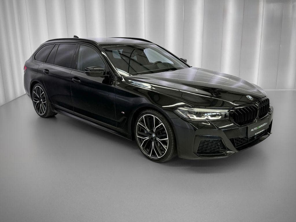 2022 BMW 5-SERIES - 4