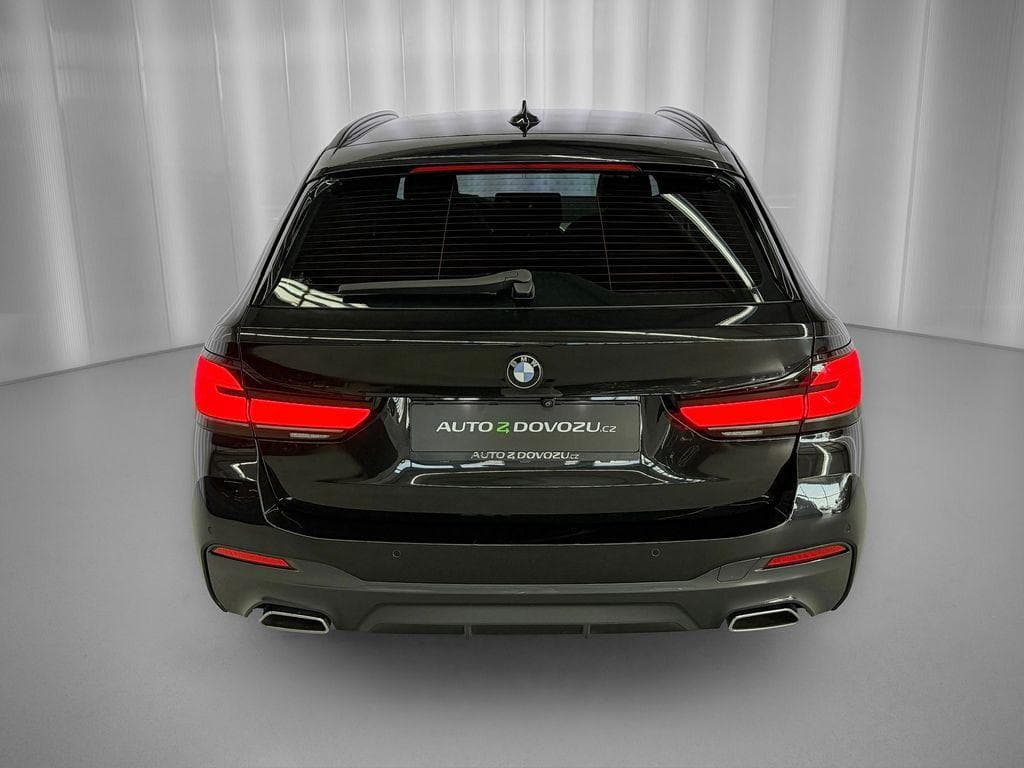 2022 BMW 5-SERIES - 6