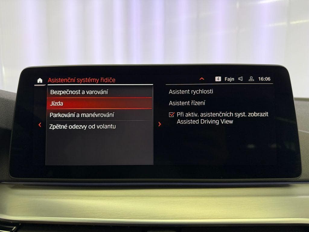 2022 BMW 5-SERIES - 18