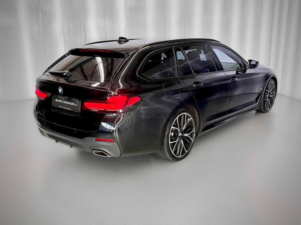2022 BMW 5-SERIES - 7