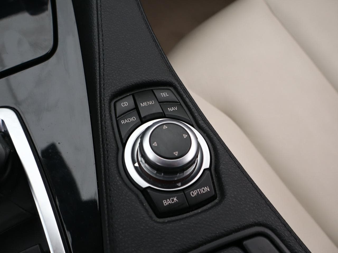 2013 BMW 6-SERIES - 37