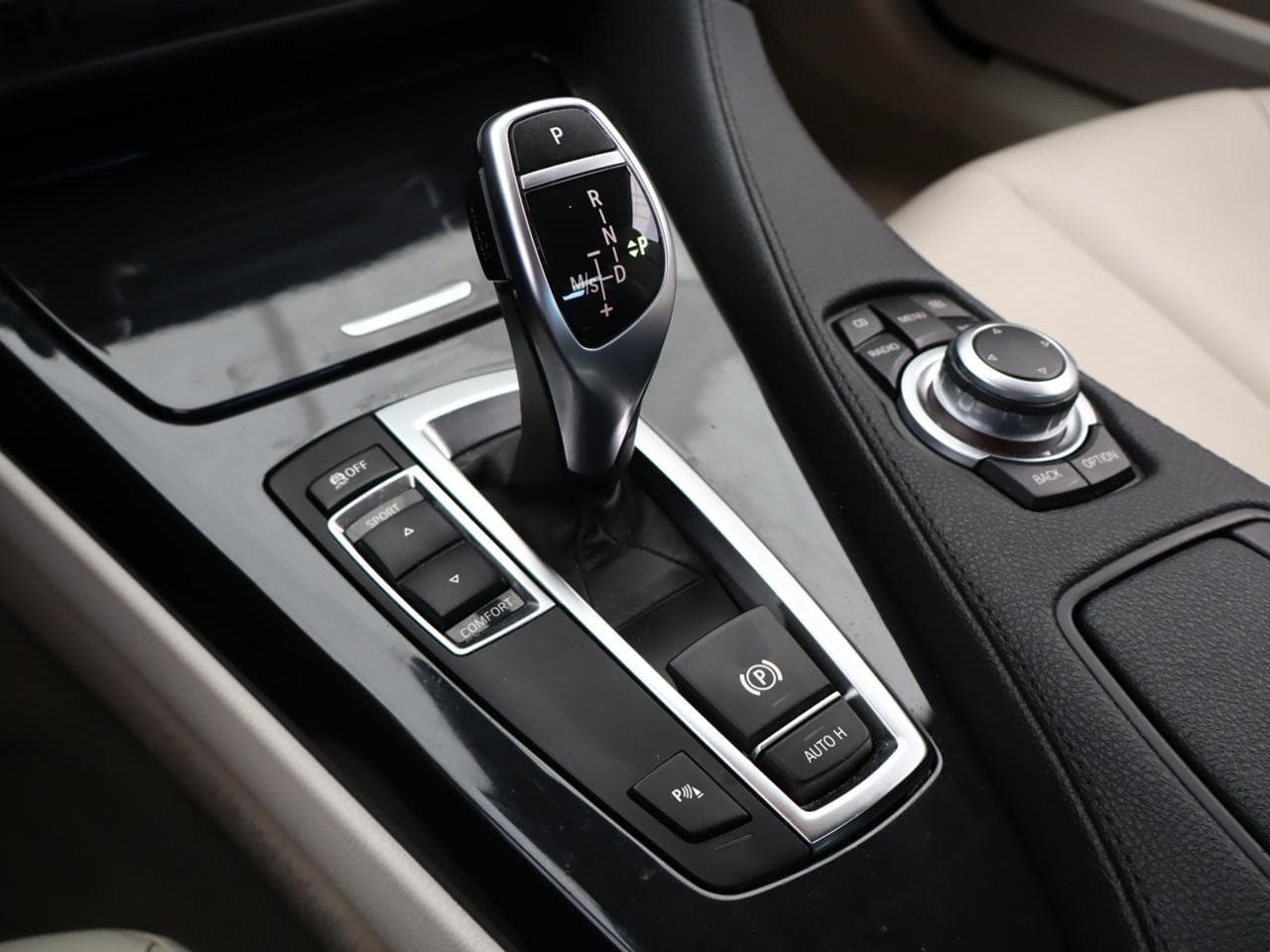 2013 BMW 6-SERIES - 29