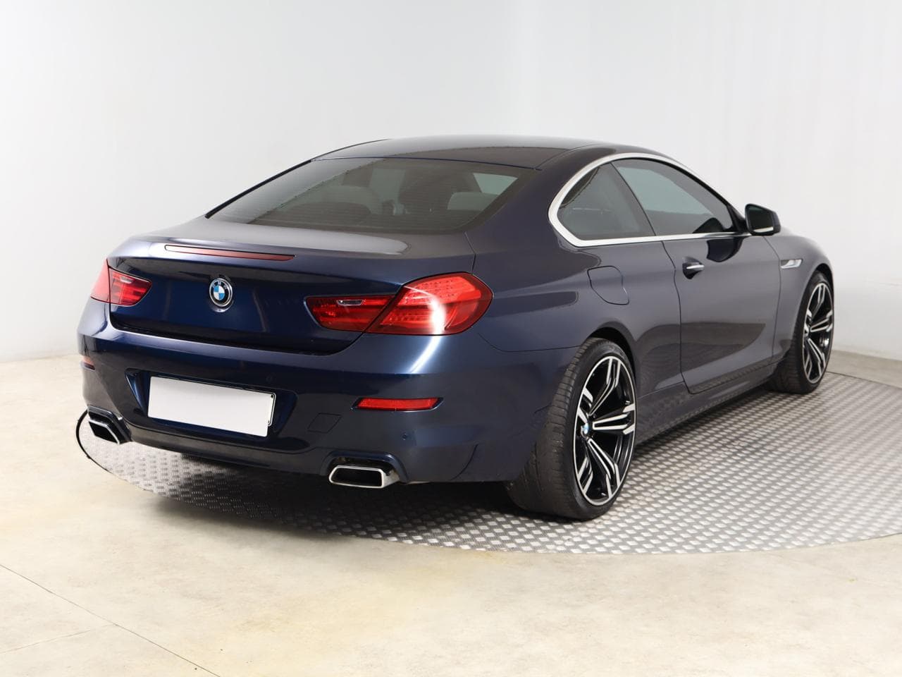 2013 BMW 6-SERIES - 11