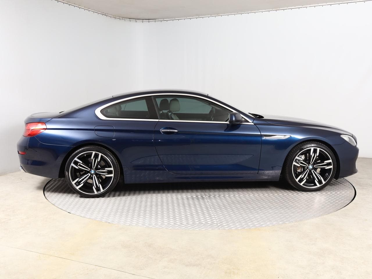 2013 BMW 6-SERIES - 13