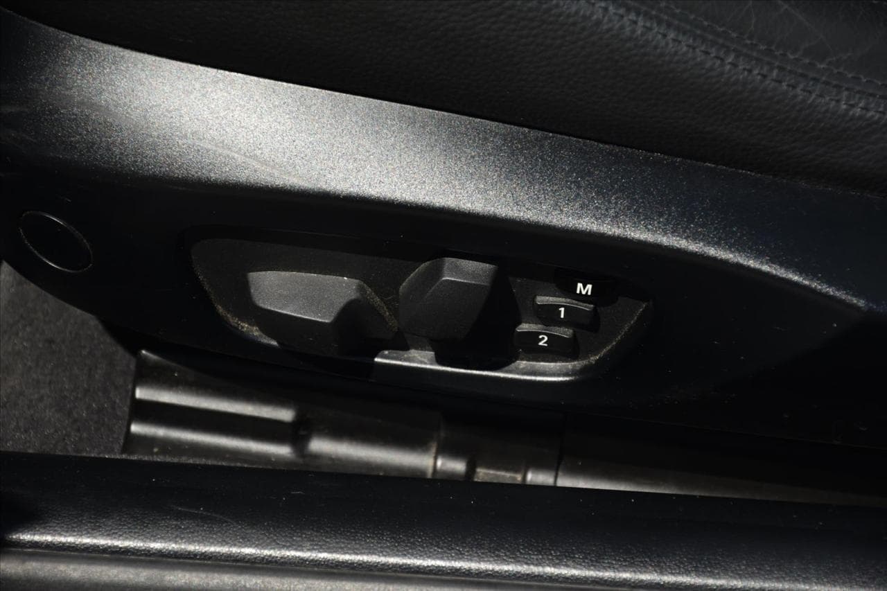 2013 BMW 3-SERIES - 12
