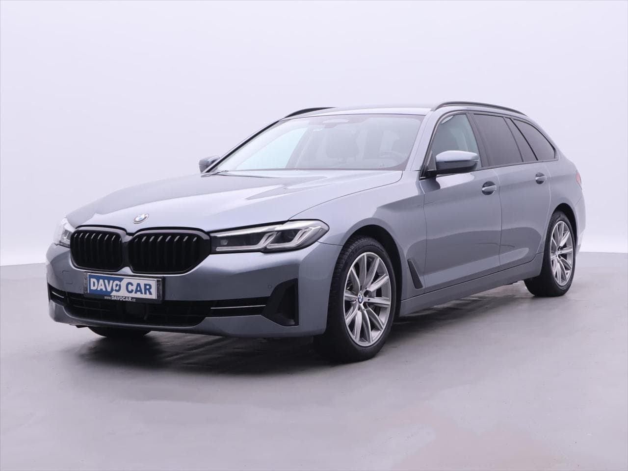 2021 BMW 5-SERIES - 9