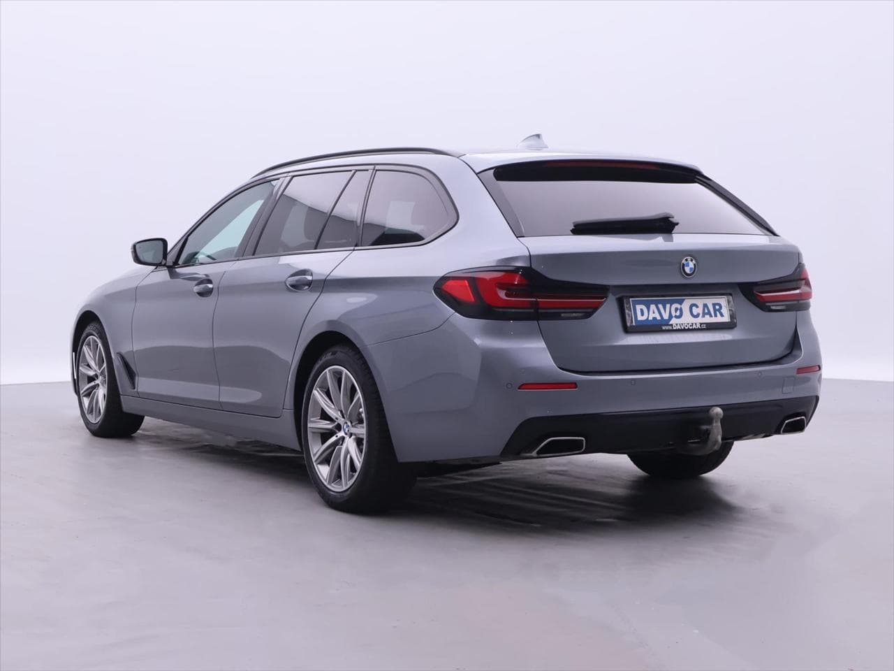 2021 BMW 5-SERIES - 11