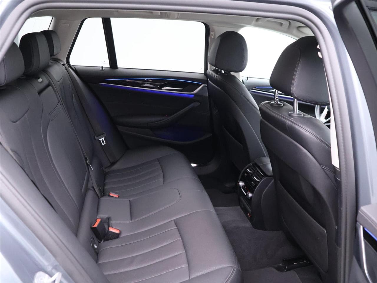 2021 BMW 5-SERIES - 17